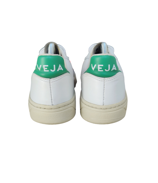 Veja V-10 White/Green/Red T.37