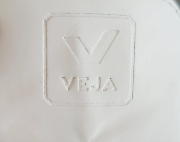 Veja V-12 White/Babe T.36